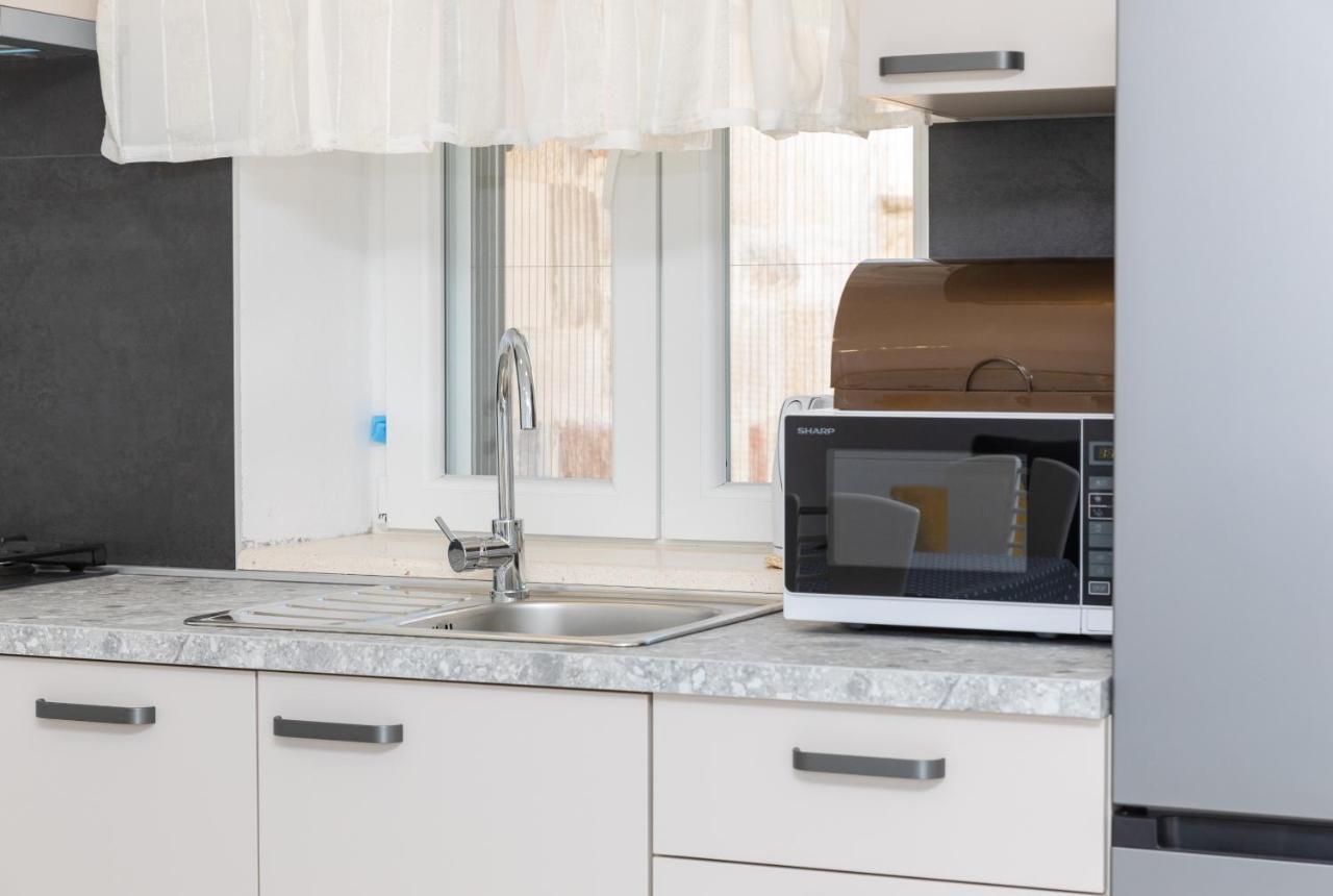 Apartmani Canaki スペタル エクステリア 写真